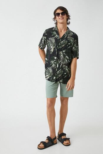 Koton Men's Green Shorts & Bermuda 2SAM40182HW
