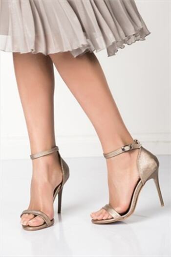 Fox Shoes Platinum Women's Heeled Shoes B922112609