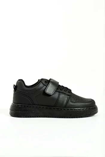 İnan Ayakkabı Women's Sneakers - Comfortable and Stylish