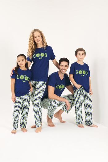 Yeni İnci 4 Pairs Mother Girl Child Father Son Family Pajamas Set