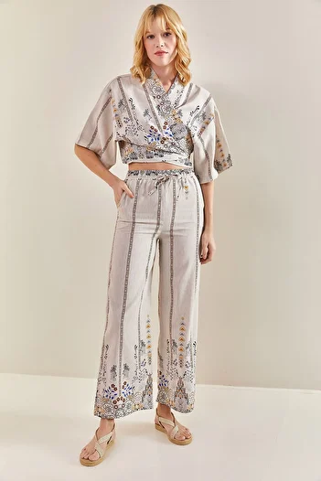 Bianco Lucci Women's Multi Patterned Front Tie Linen Bottom Top Set