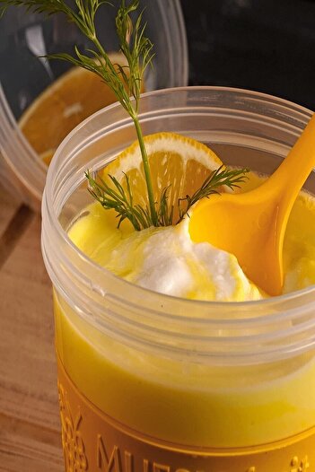 Şener collection Dökülmeyen 600ml Yemek Saklama Kabı Bebek Mama Kabı Diyet Bardağı Taşınabilir Beslenme Kabı