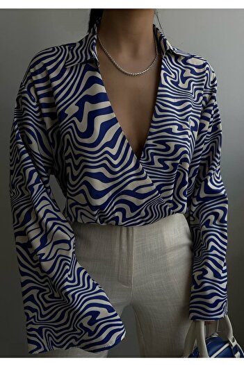 lovebox Women's Blue Yarn Sleeve Double Breasted Collar Patterned Blouse 23s15011