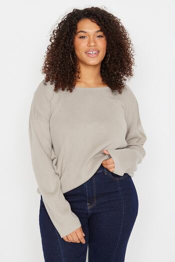 Trendyol Curve Beige Knitwear Sweater with Cross Band Detail on the Back