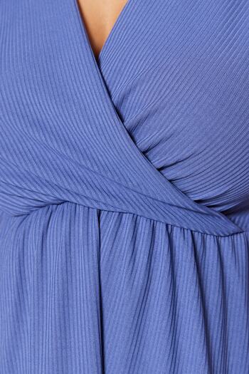 Trendyol Curve Πλεκτό φόρεμα Indigo με λαιμόκοψη V με λαιμόκοψη TBBSS23AH00030