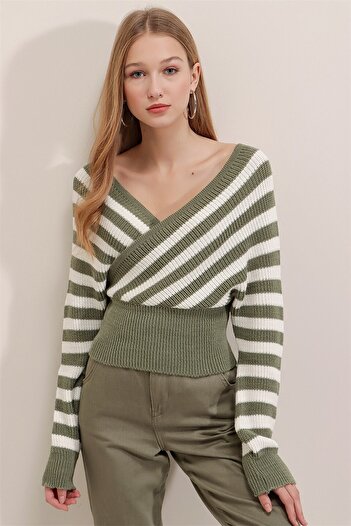 AQE FASHION Pulover de damă în dungi, cu guler dublu, mentă