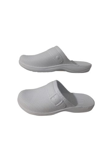 GEZER Ge0358-10 Ανδρικές παντόφλες μπάνιου με λευκές κουκκίδες.