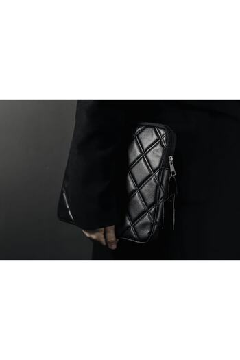 BBACK Τσάντα Laptop / Θήκη Καπιτονέ Στυλ Συνθετικό Δέρμα Εσωτερικές Διαστάσεις: 24,5 X 34,5 cm Μαύρο
