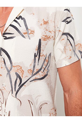LC Waikiki Regular Fit Kısa Kollu Desenli Erkek Gömlek