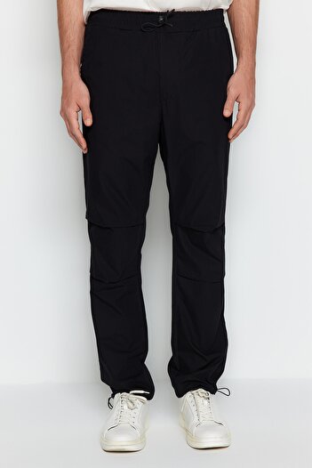 Trendyol Collection Baggy Fit Black Jogger Pants - Parachute Fabric TMNSS23PL00045