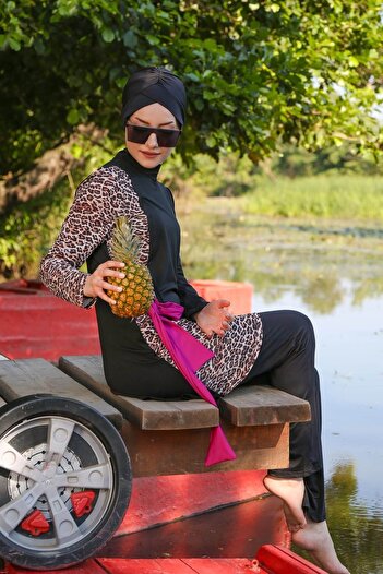 Marina 4-Piece Leopard Patterned Fully Covered Hijab Swimsuit M2104