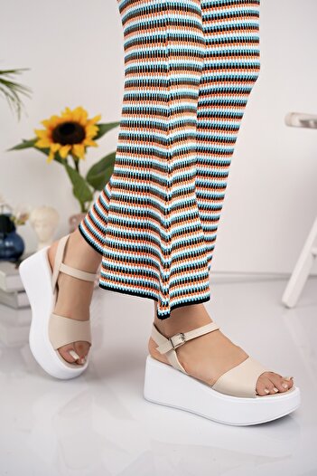Freemax Women's Guaranteed Very Light Comfortable 6 Cm Heel Eva Sole Platform Sandals Ppl.4002 Skin