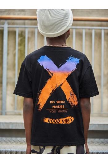 LePold Girl/Boy T-Shirt with Do What Makes Printed on the Back