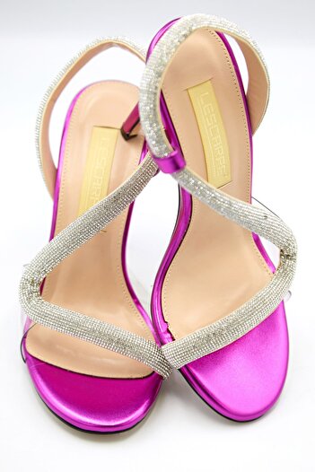 lescarpe Kadın Pırlanta Taş Bantlı Topuklu Ayakkabı