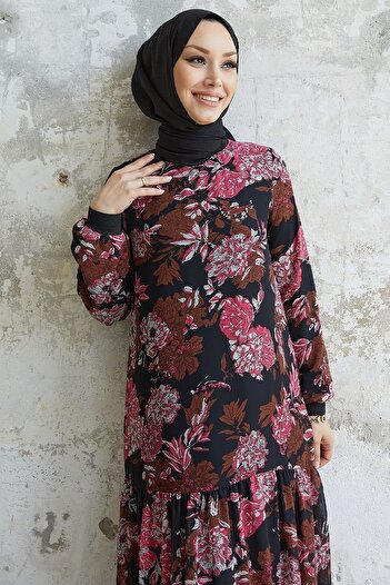 InStyle Šaty Revina s květinovým vzorem z volánku - černé