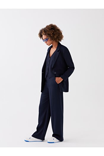 LC Waikiki Standard Fit, egyenes vászon megjelenésű női nadrág