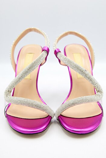 lescarpe Kadın Pırlanta Taş Bantlı Topuklu Ayakkabı