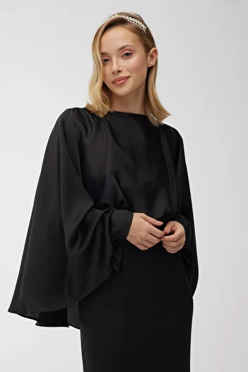 Manuka Βραδινό φόρεμα Silk Satin Cape Μαύρο