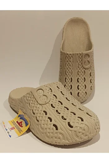 GEZER Plastic anti-alunecare Femei Piscina Plaja Balcon Terasa Baie Chiuveta Bucatarie Casa si Strada Papuci Numarul 36-40