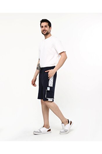 Owut Collection Чоловічі сині шорти з кишенями та деталями
