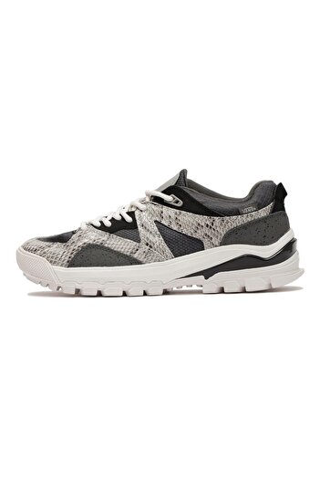 Vans UA AMZN Trailhead