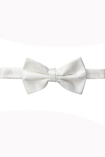 Gutiero White Satin Bow Tie