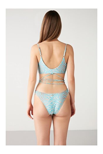 Kom Seibran Bra. Bikini Team