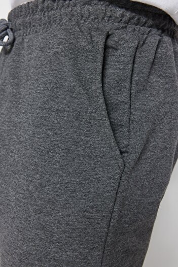 Trendyol Collection Anthracite Regular Cut Basic Shorts&Bermuda - TMNSS20SR0068