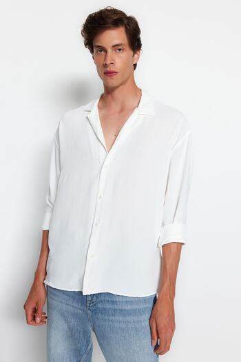 Trendyol Collection Weißes Oversize-Sommerhemd in Leinenoptik mit Apaş-Kragen - TMNSS23GO00053