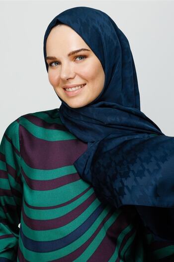 Mooncorn Navy Blue Houndstooth Pattern Silky Jacquard Shawl