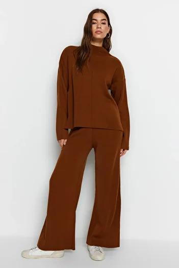 Trendyol Collection Barna állógallér kötöttáru alsó-felső szett TWOAW21AU0060