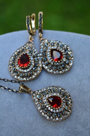 Stoneage Jewellery Root Ruby And Zircon Stone Necklace