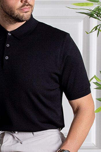 Sarar Επισκέψτε το μπλουζάκι με λαιμόκοψη Polo Black Slim Knitwear
