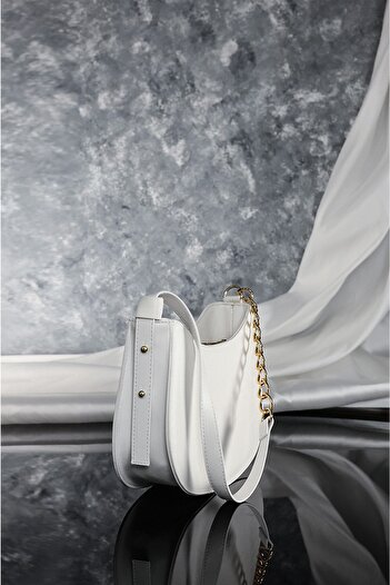 Rimense White Zippered Lined Adjustable Strap Bag