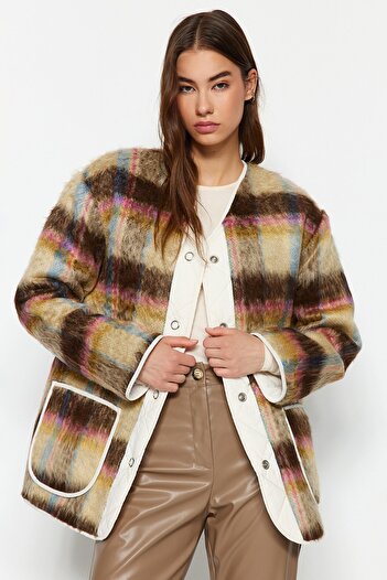 Trendyol Collection Multi-Colored Reversible Wearable Quilted Coat TWOAW24MO00062