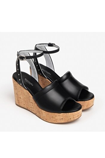 NeroGiardini Women's Sandals E307662D Nerogiardini Tamigi Pu.Musa 8901P Ricope Nero