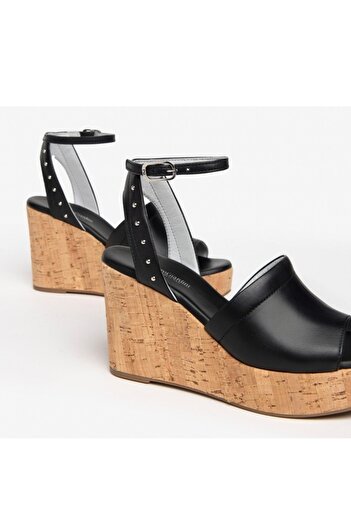 NeroGiardini Women's Sandals E307662D Nerogiardini Tamigi Pu.Musa 8901P Ricope Nero