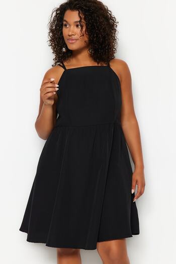 Trendyol Curve Black Woven Halter Collar Dress TBBSS23AH00055