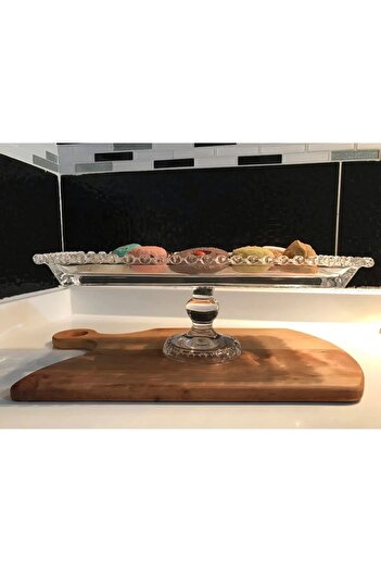 Yenigeldi 30*13 Cm Ayaklı Boncuklu Dikdörtgen Sunumluk Çikolata Kurabiye Pasta Standı