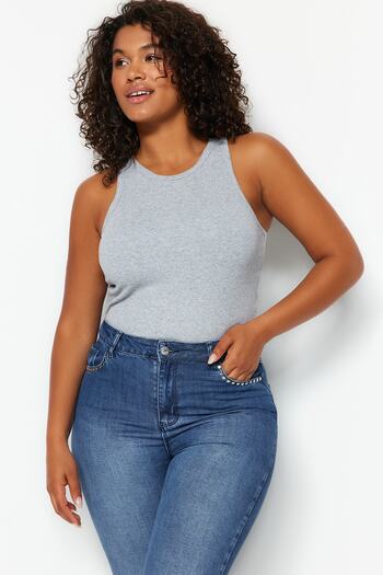 Trendyol Curve Gray Melange Halter Collar Basic Knitted Tank Top TBBSS23CV00001