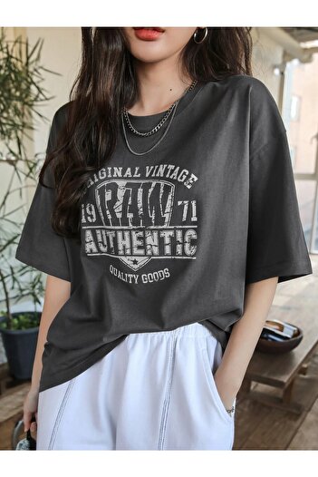 Black Sokak Dámské tmavě šedé originální vintage tričko se syrovým potiskem oversize Crew Neck