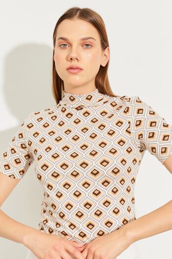 Bipantolon Women's Brown Cream Ethnic Patterned Turtleneck Short Sleeve Blouse