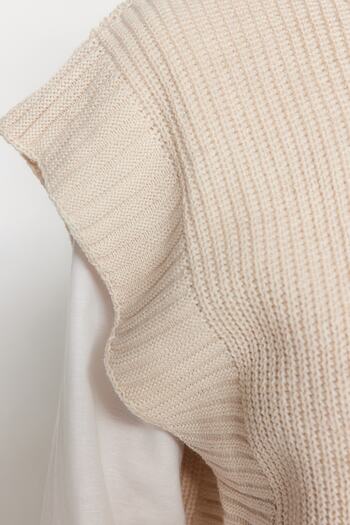 Trendyol Collection Kurzer Pullover mit Rundhalsausschnitt in Steinfarbe - TWOAW24SV00005