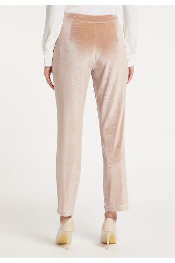 Faina Samthose