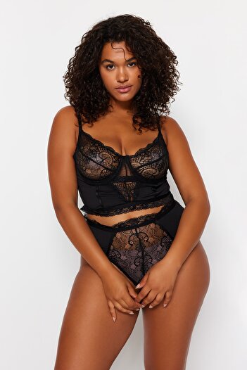 Trendyol Curve Fekete csipke részletes Bustier-bugyi fehérnemű szettek TBBSS23DG00000