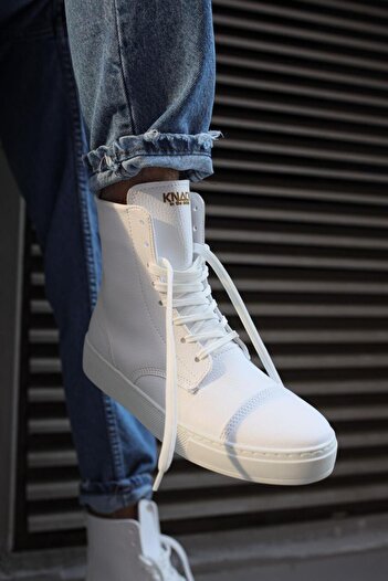 Knack White Sports Boots 022