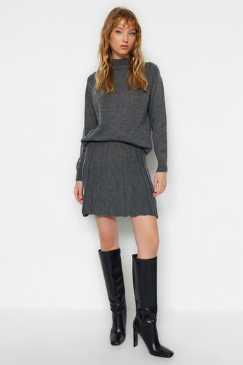 Trendyol Collection Anthracite Knitwear Top and Bottom Set - Pleated Skirt, Twoaw23Au00184