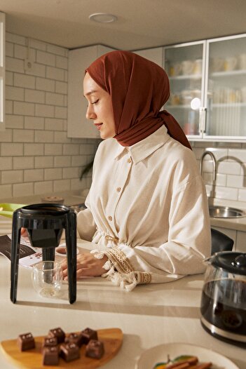 Yefrastore Γυναικείο Hijab Βαμβακερό Σάλι Κράσης Bitter Brown
