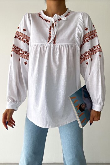 FEMELLE Women's White New Season Embroidered Ethnic Blouse