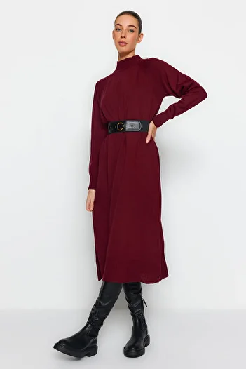 Trendyol Modest Φόρεμα με γιακά μπορντό πλεκτό - με ζώνη από συνθετικό δέρμα TCTAW24EB00030
